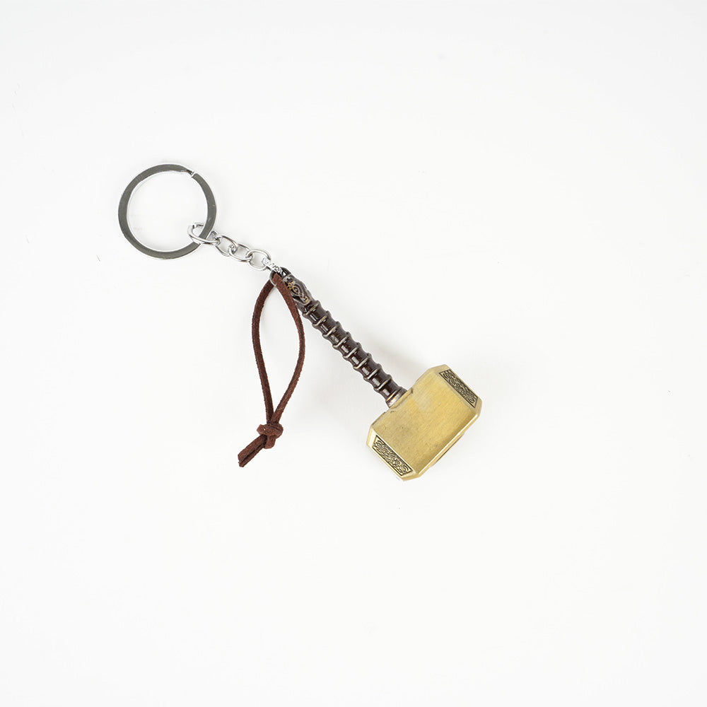 سلسلة مفاتيح مطرقة ثور من مارفل - نسخة معدنية من ميولنير