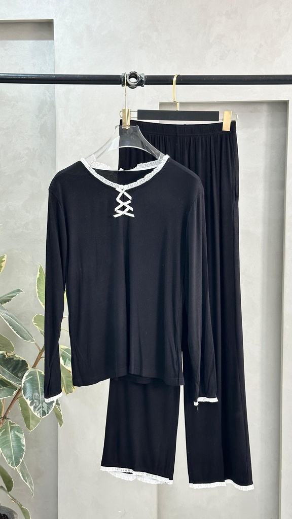 بيجامة نسائي