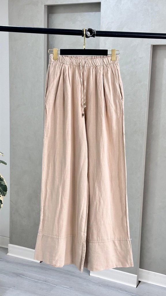 بنطلون نسائي