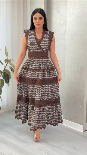 فستان نسائي