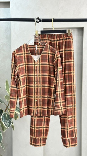 بيجامة نسائي